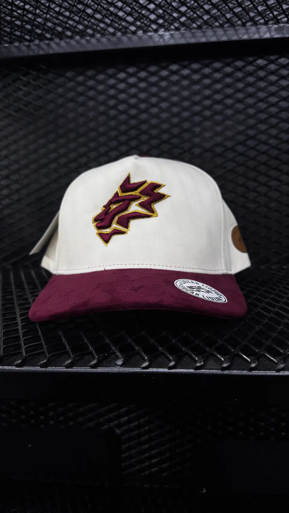 GORRAS DE GAMUZA UNISEX-LEON 33