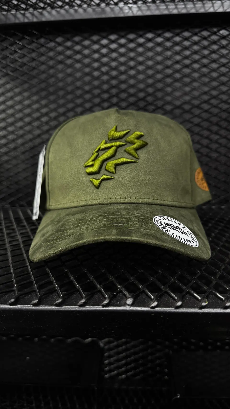 GORRAS DE GAMUZA UNISEX-LEON 29