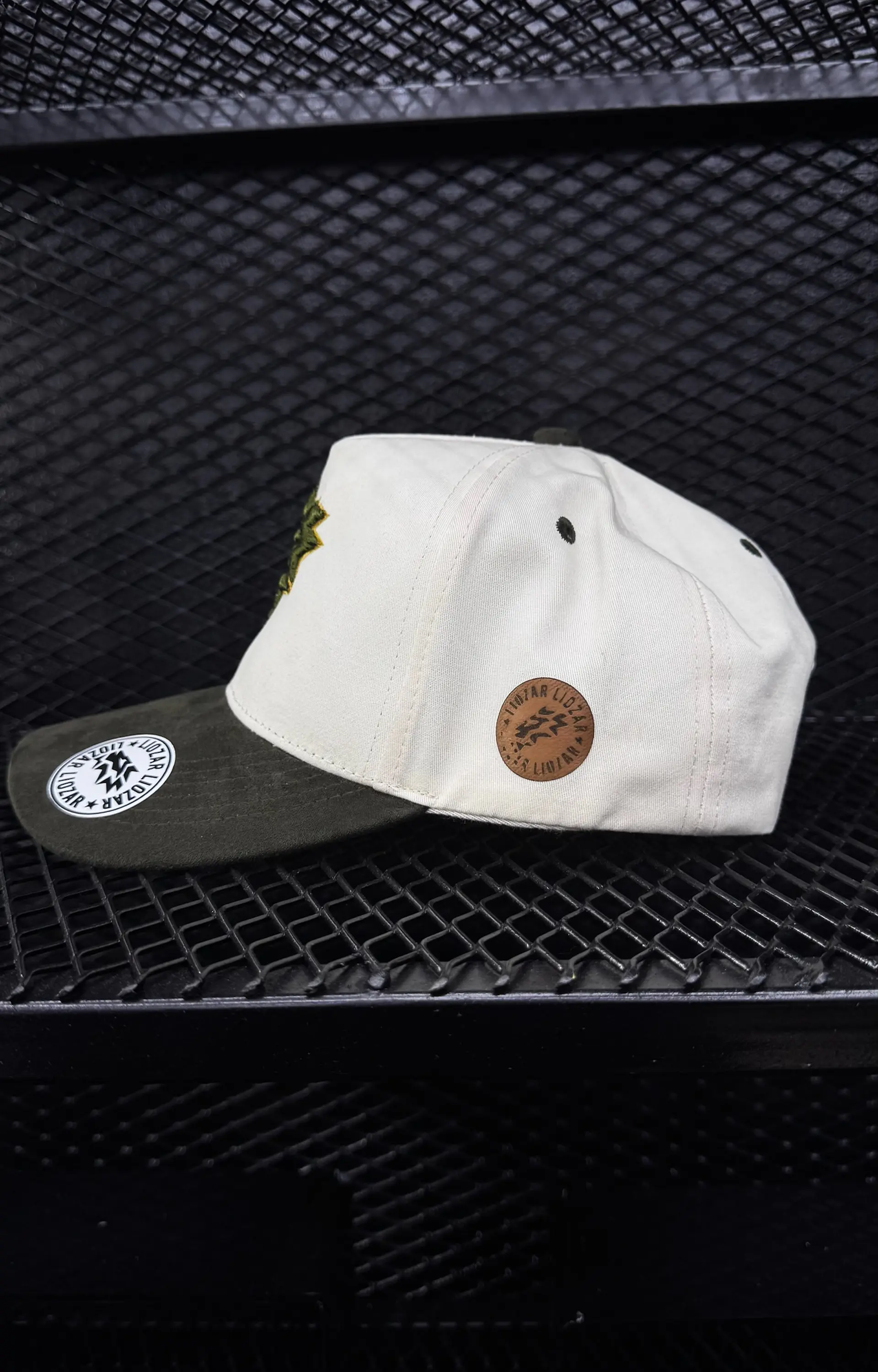 GORRAS DE GAMUZA UNISEX-LEON 36