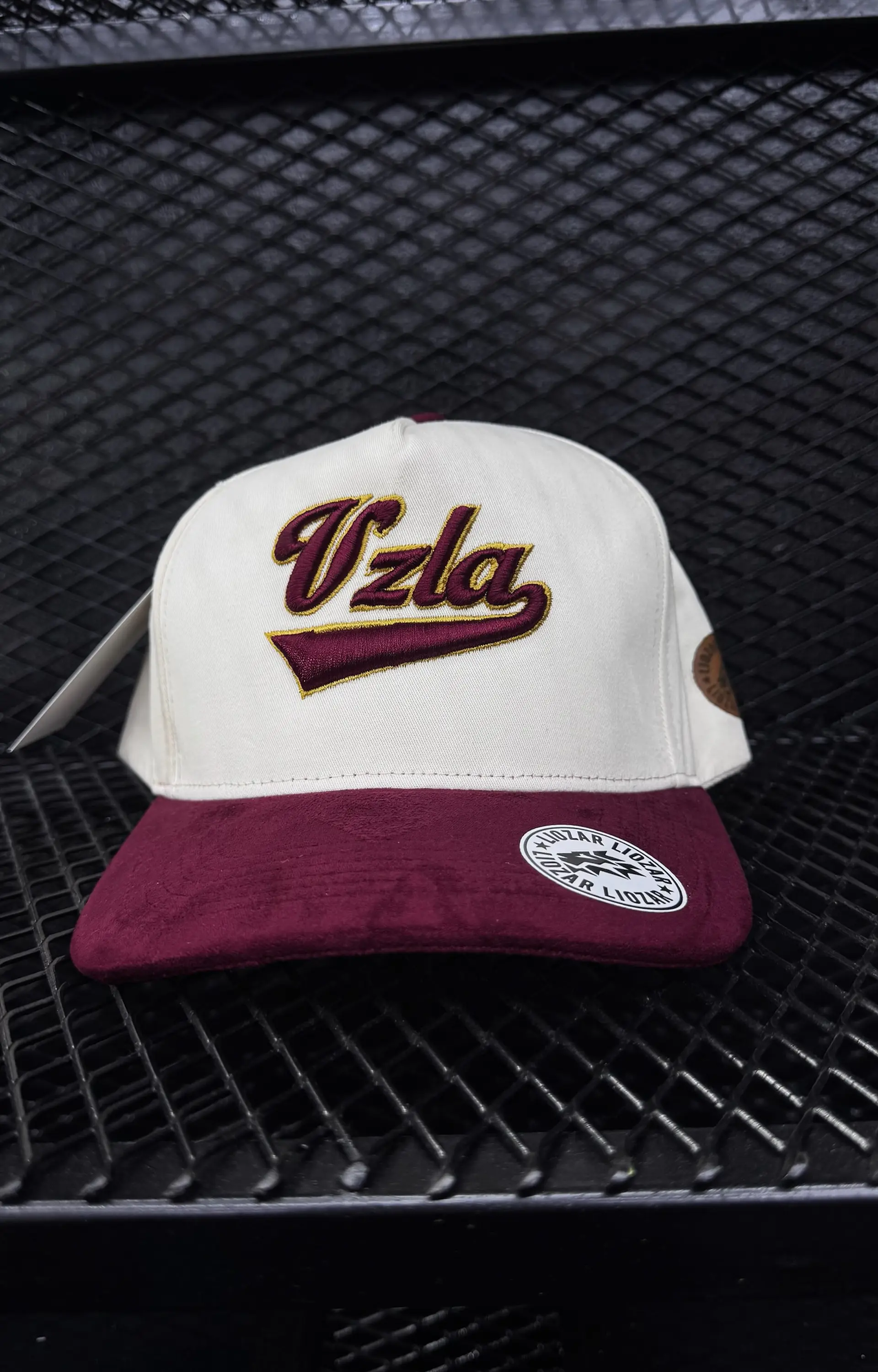 GORRAS DE GAMUZA UNISEX-VNZLA 3