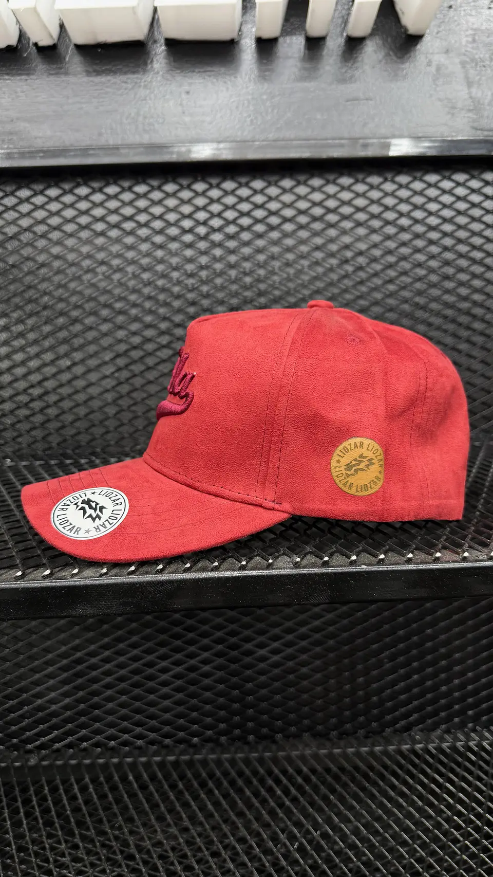 GORRAS DE GAMUZA UNISEX-VNZLA 13