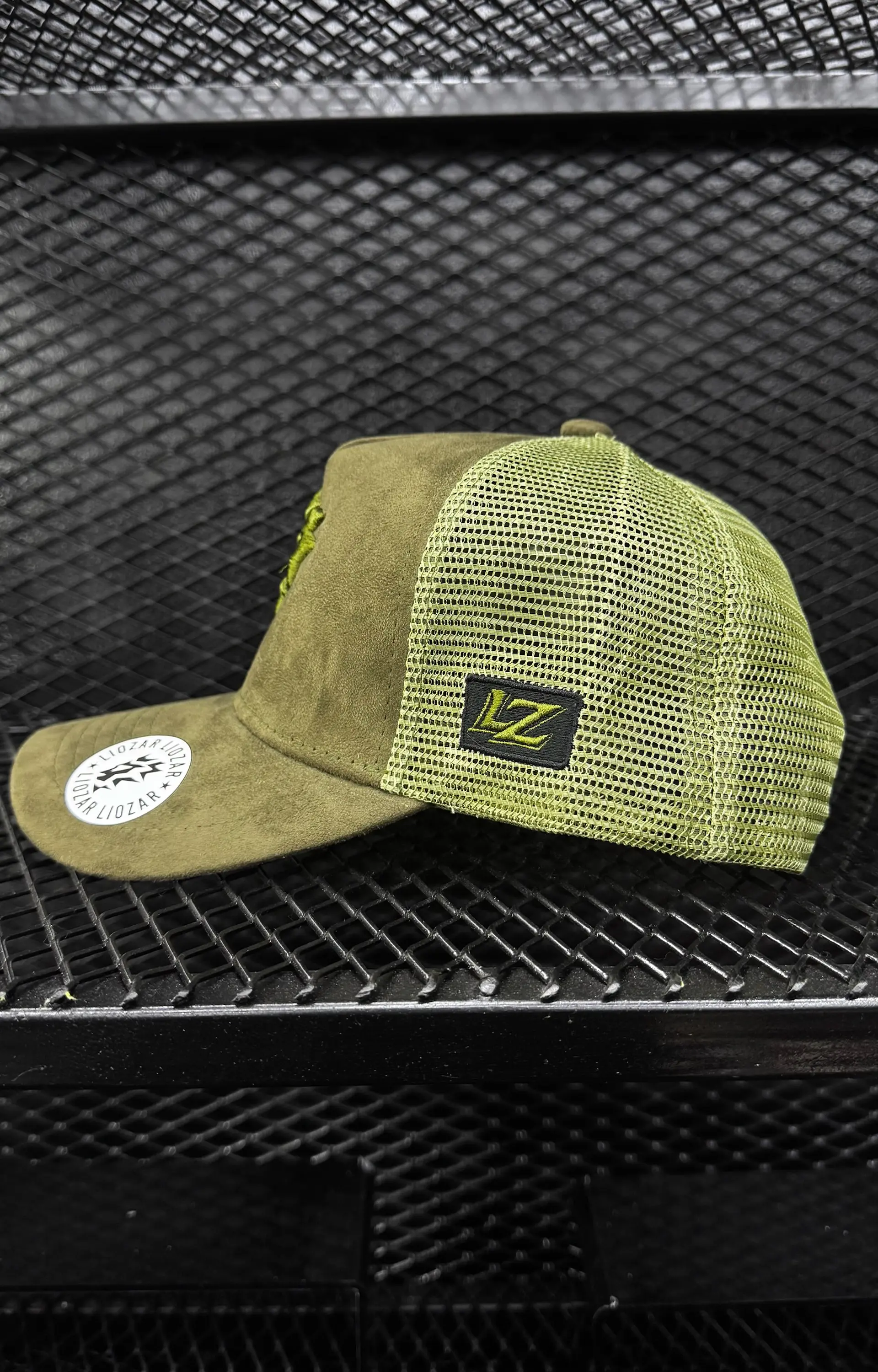 GORRAS DE GAMUZA Y MALLA UNISEX-LEON 14