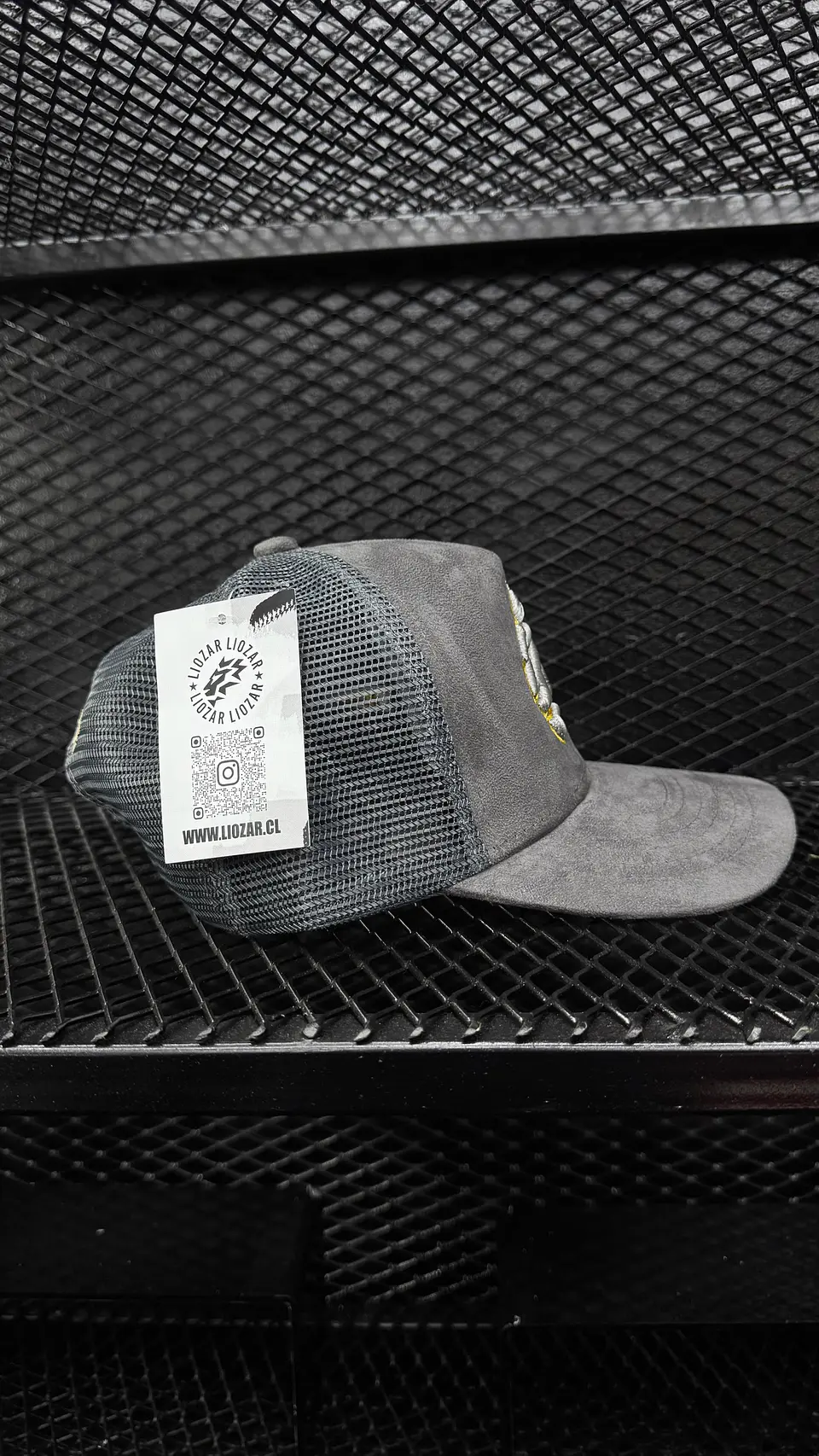 GORRAS DE GAMUZA Y MALLA UNISEX-LEON 16