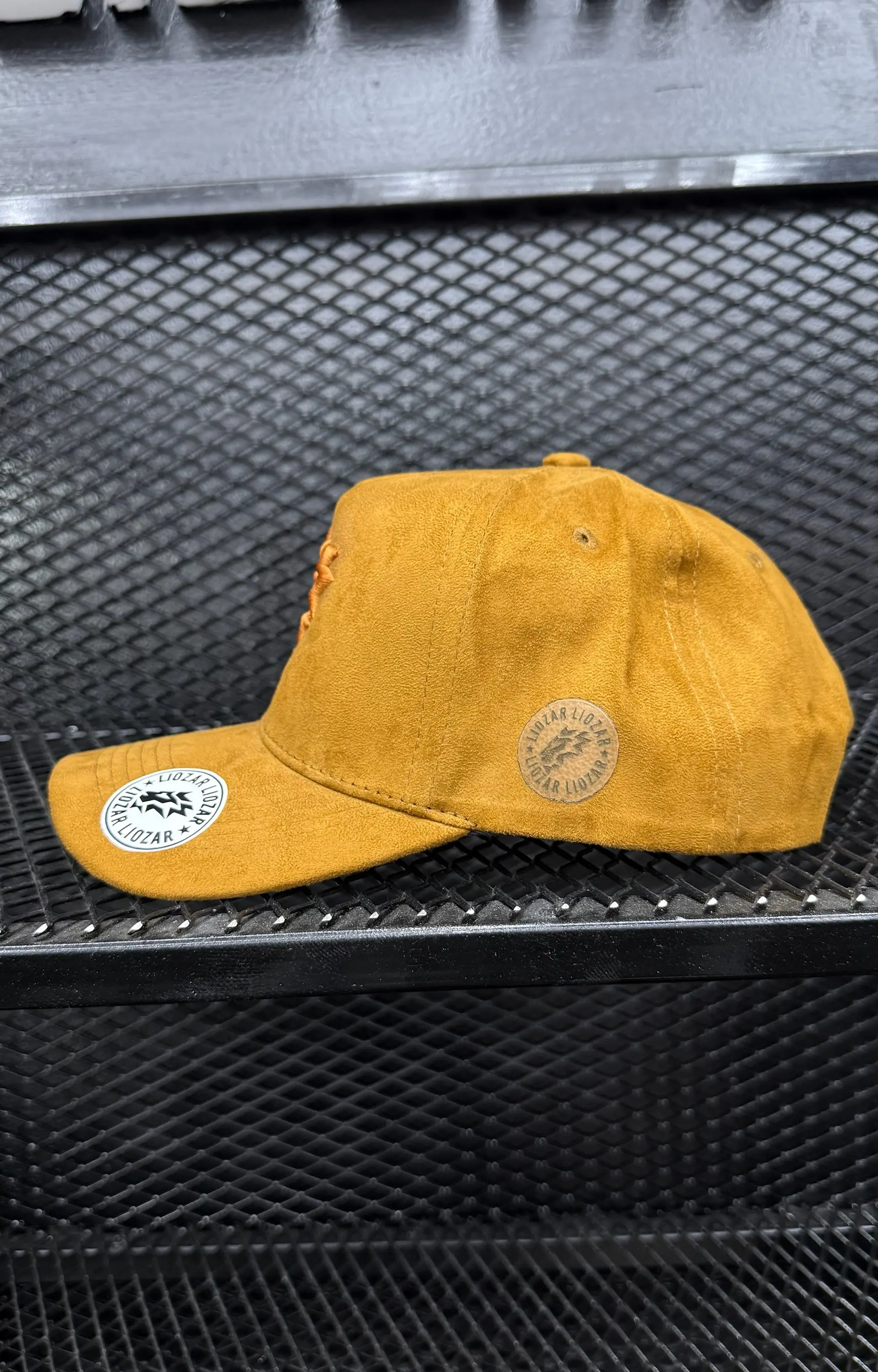 GORRAS DE GAMUZA UNISEX-LEON 40