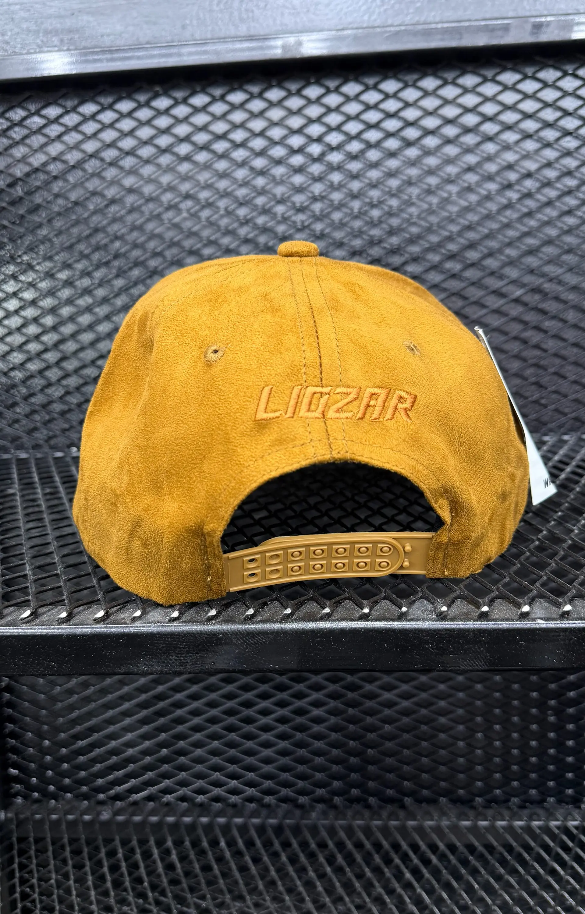 GORRAS DE GAMUZA UNISEX-LEON 41