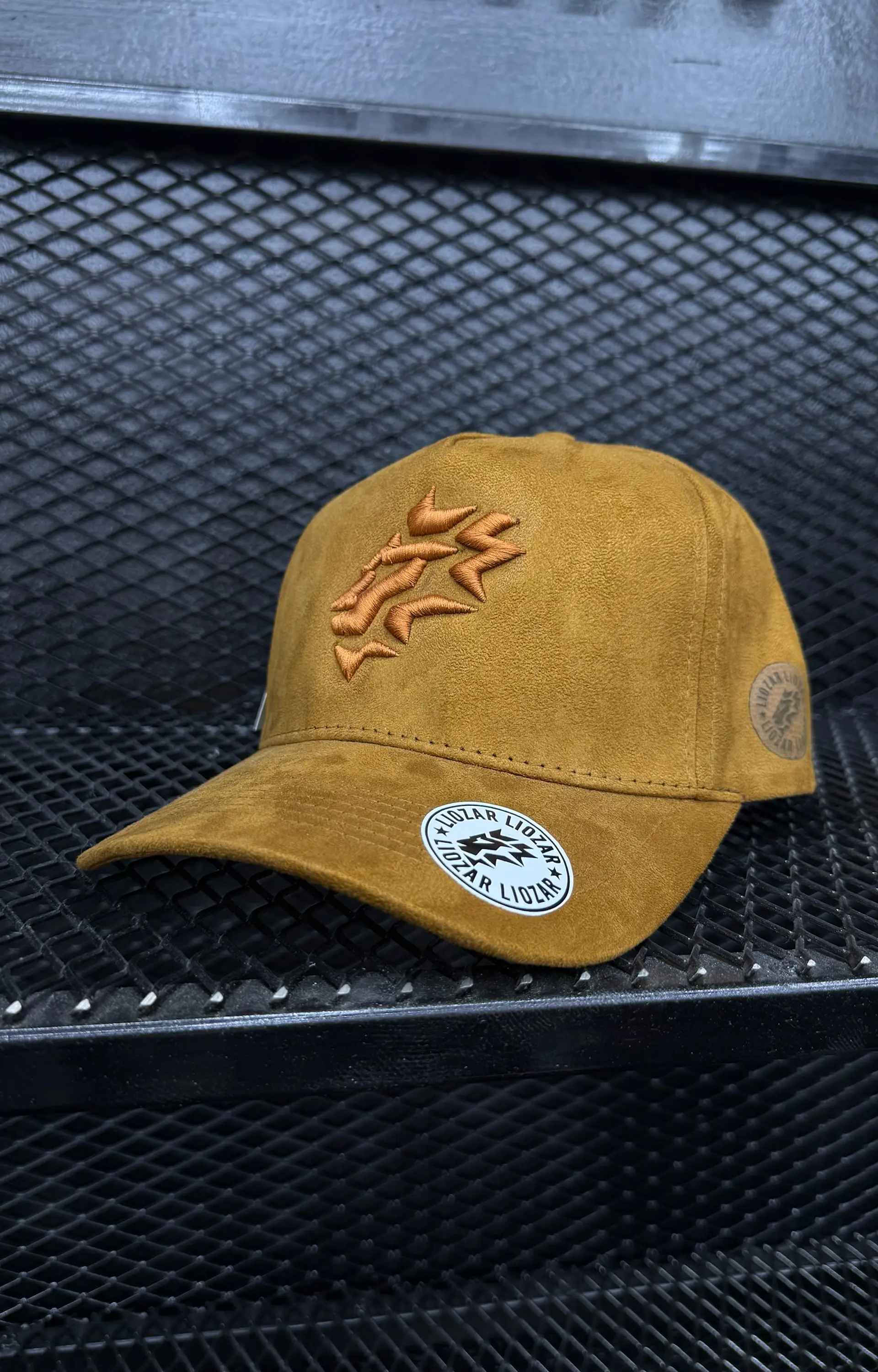 GORRAS DE GAMUZA UNISEX-LEON 39