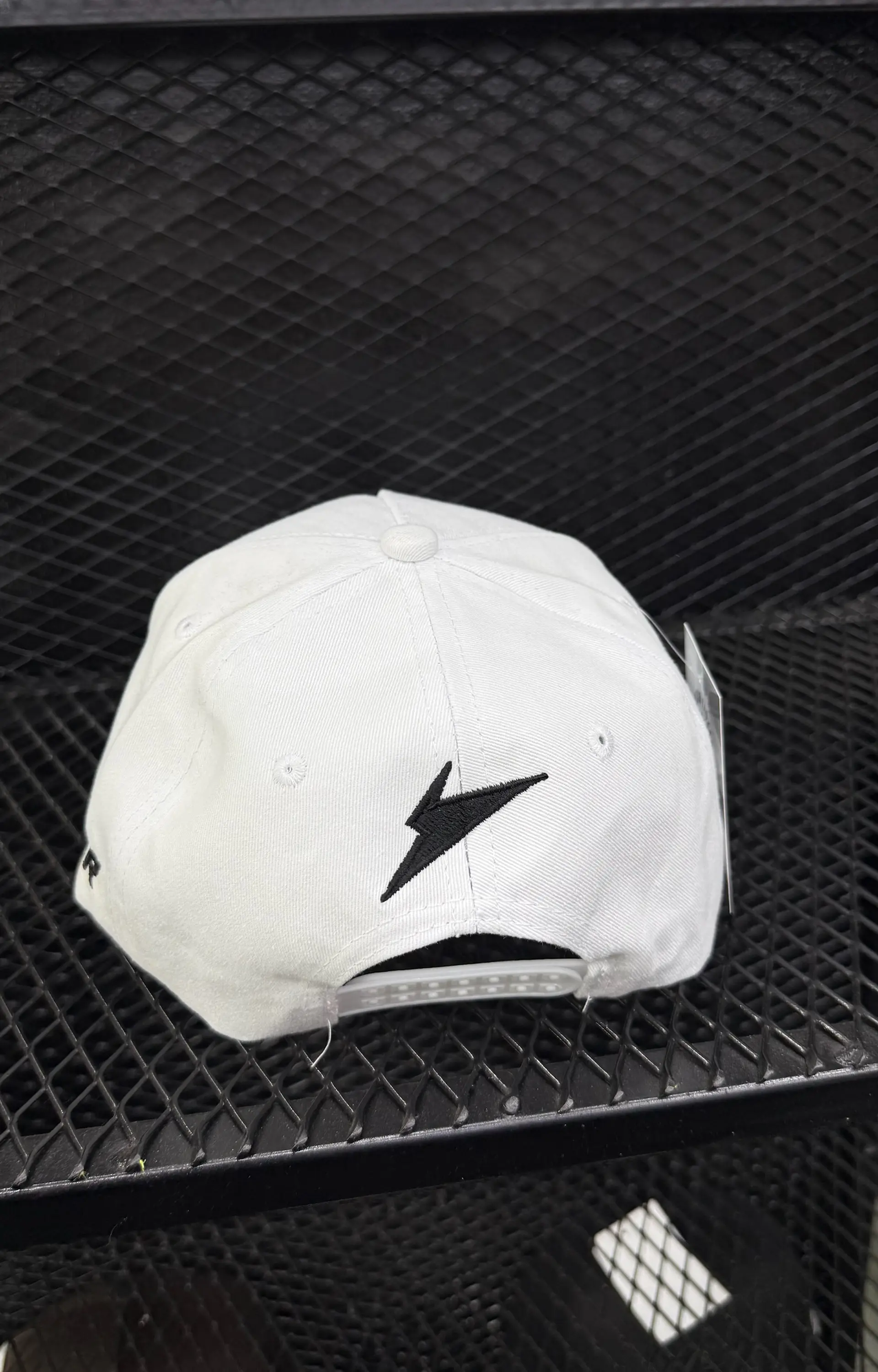GORRAS DE ALGODON UNISEX-LEON 7