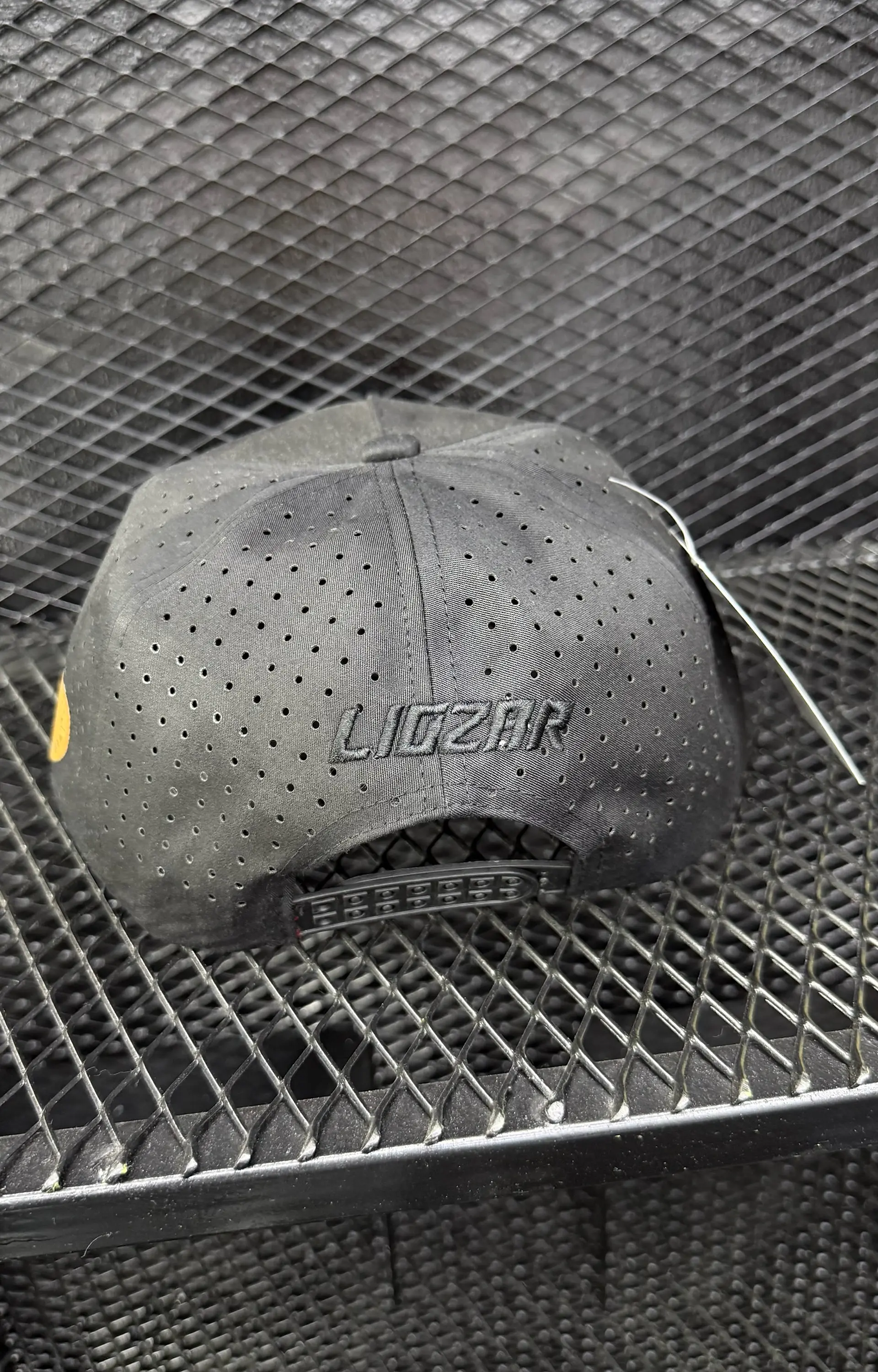 GORRAS DE ALGODON Y PERFORADA UNISEX- VZLA 4
