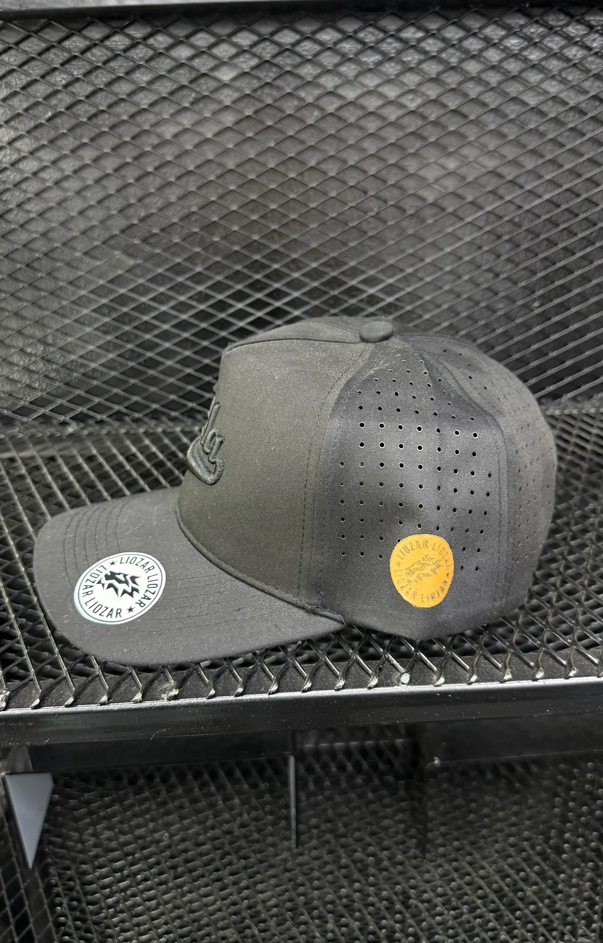 GORRAS DE ALGODON Y PERFORADA UNISEX- VZLA 3