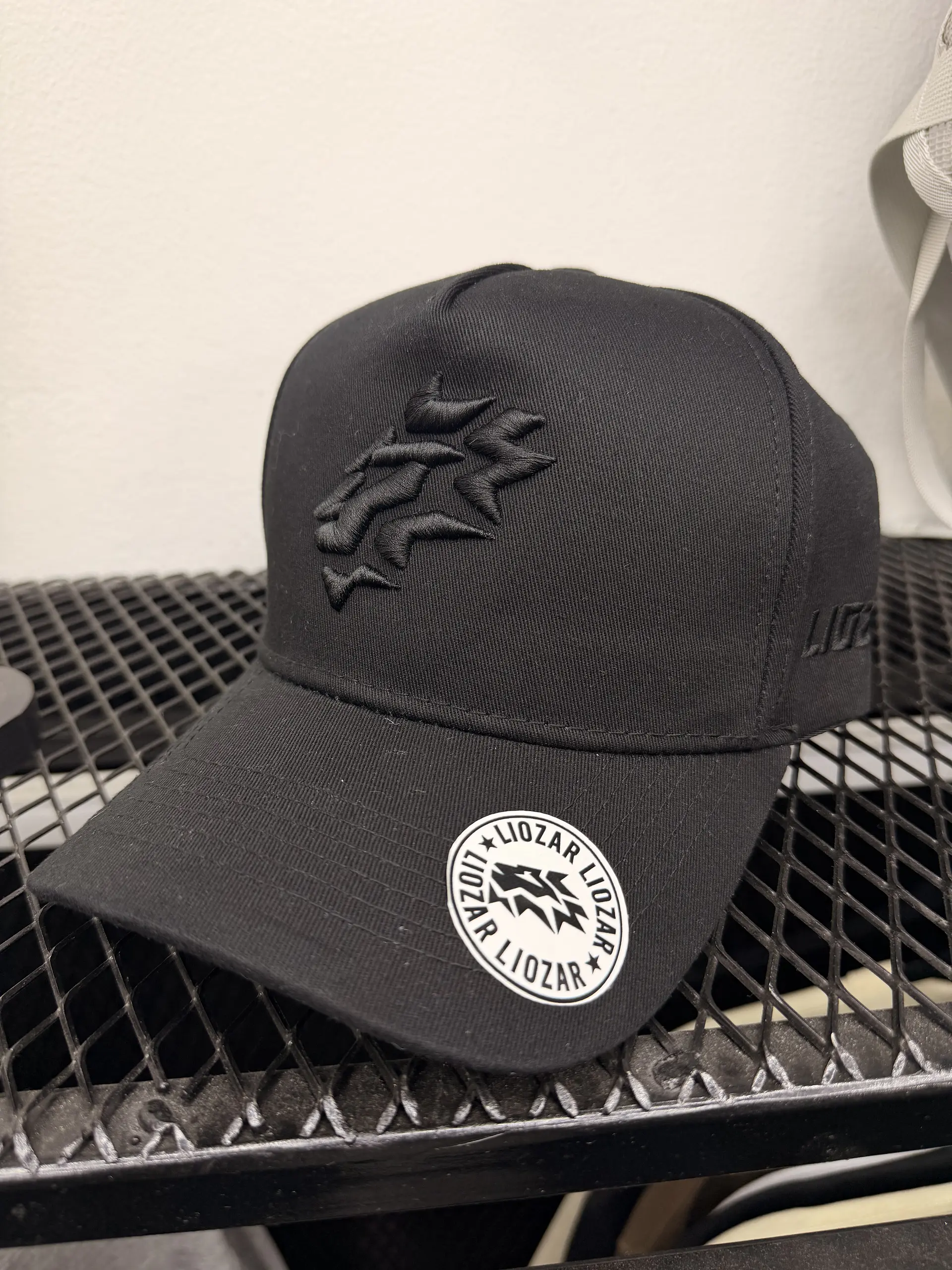 GORRAS DE ALGODON UNISEX-LEON 18