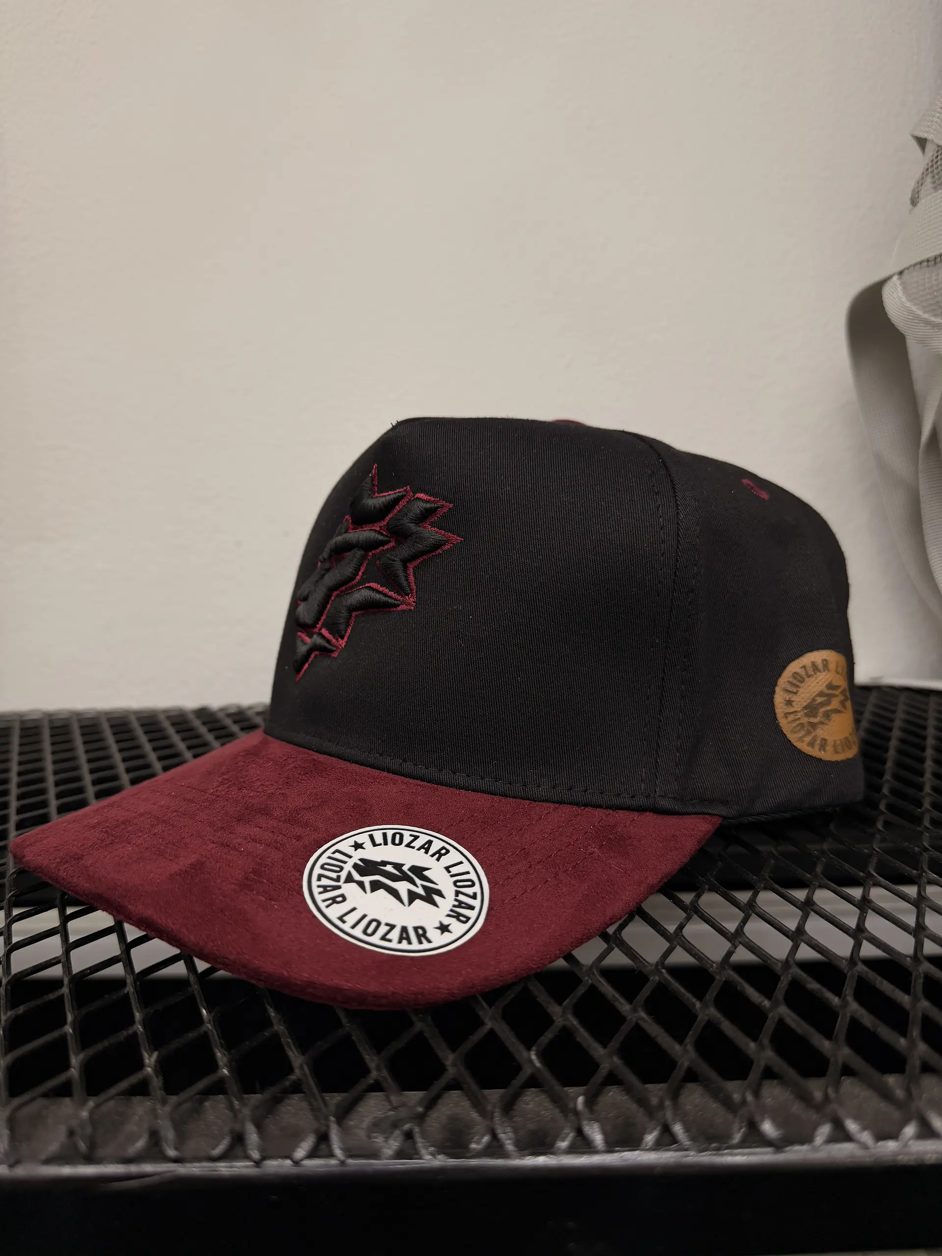 GORRAS DE GAMUZA UNISEX-LEON 48