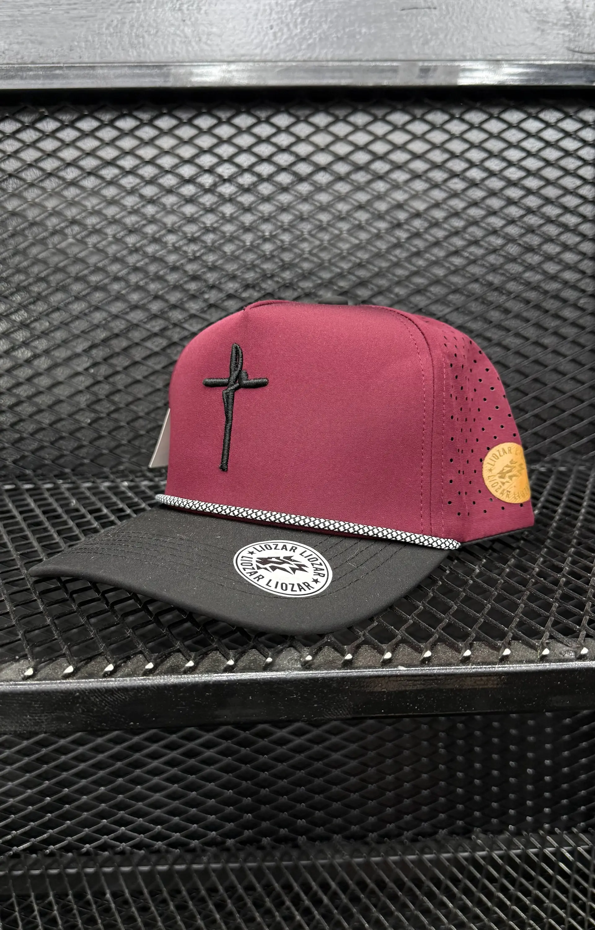 GORRAS DE ALGODON Y PERFORADAS UNISEX- Fé 4