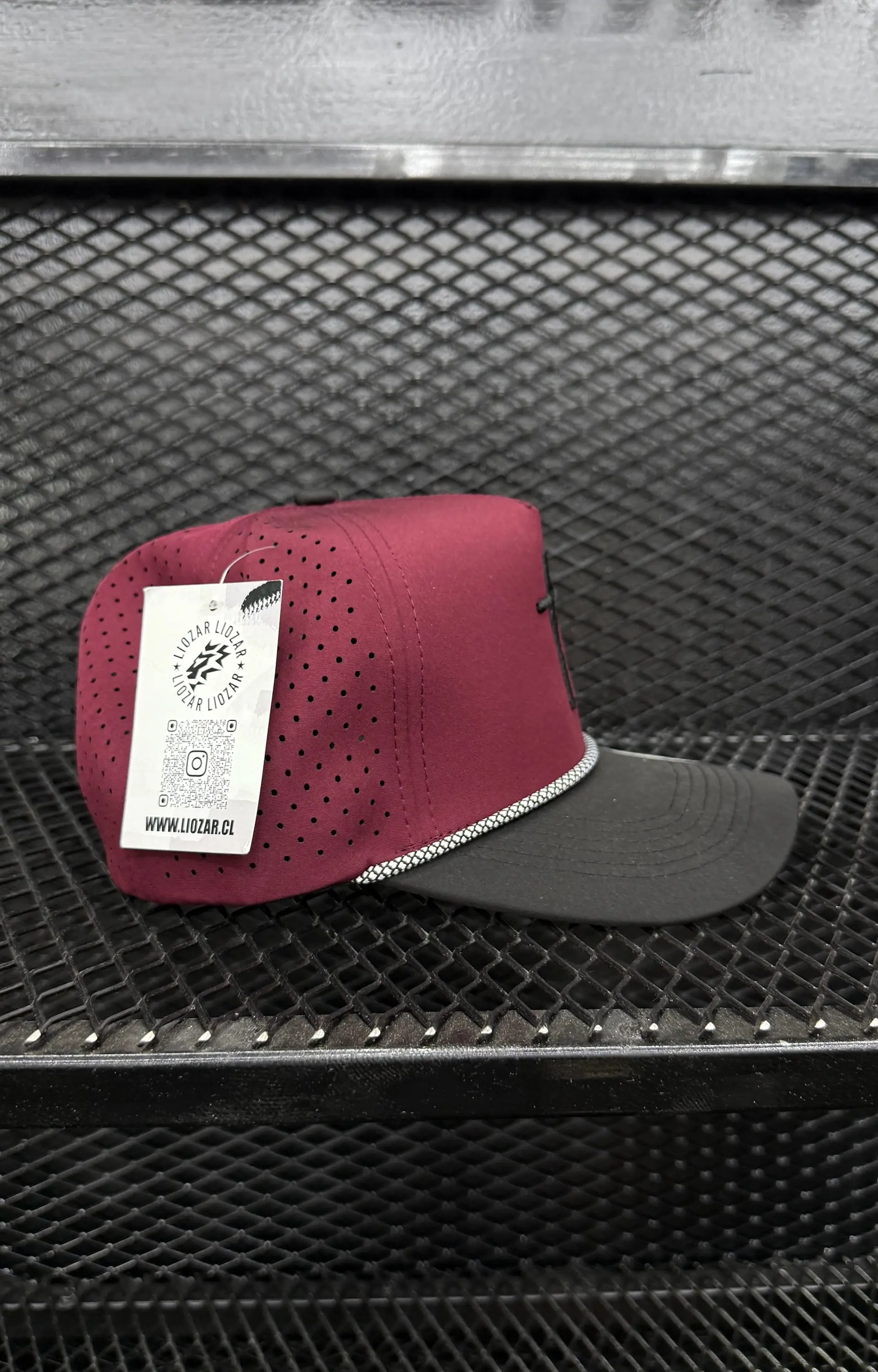 GORRAS DE ALGODON Y PERFORADAS UNISEX- Fé 9