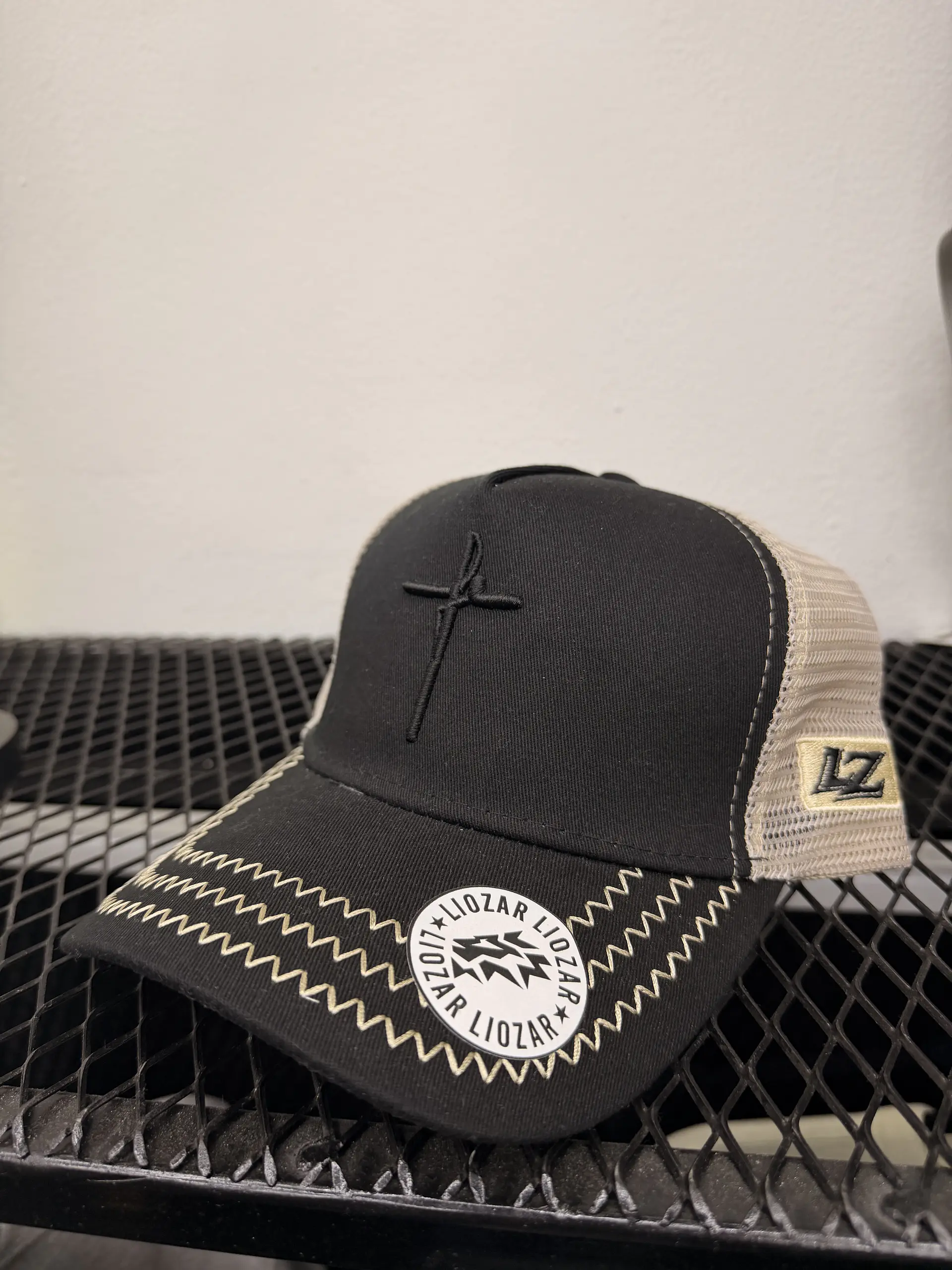 GORRAS DE ALGODON MALLA VISERA TEJIDA UNISEX-Fé 2