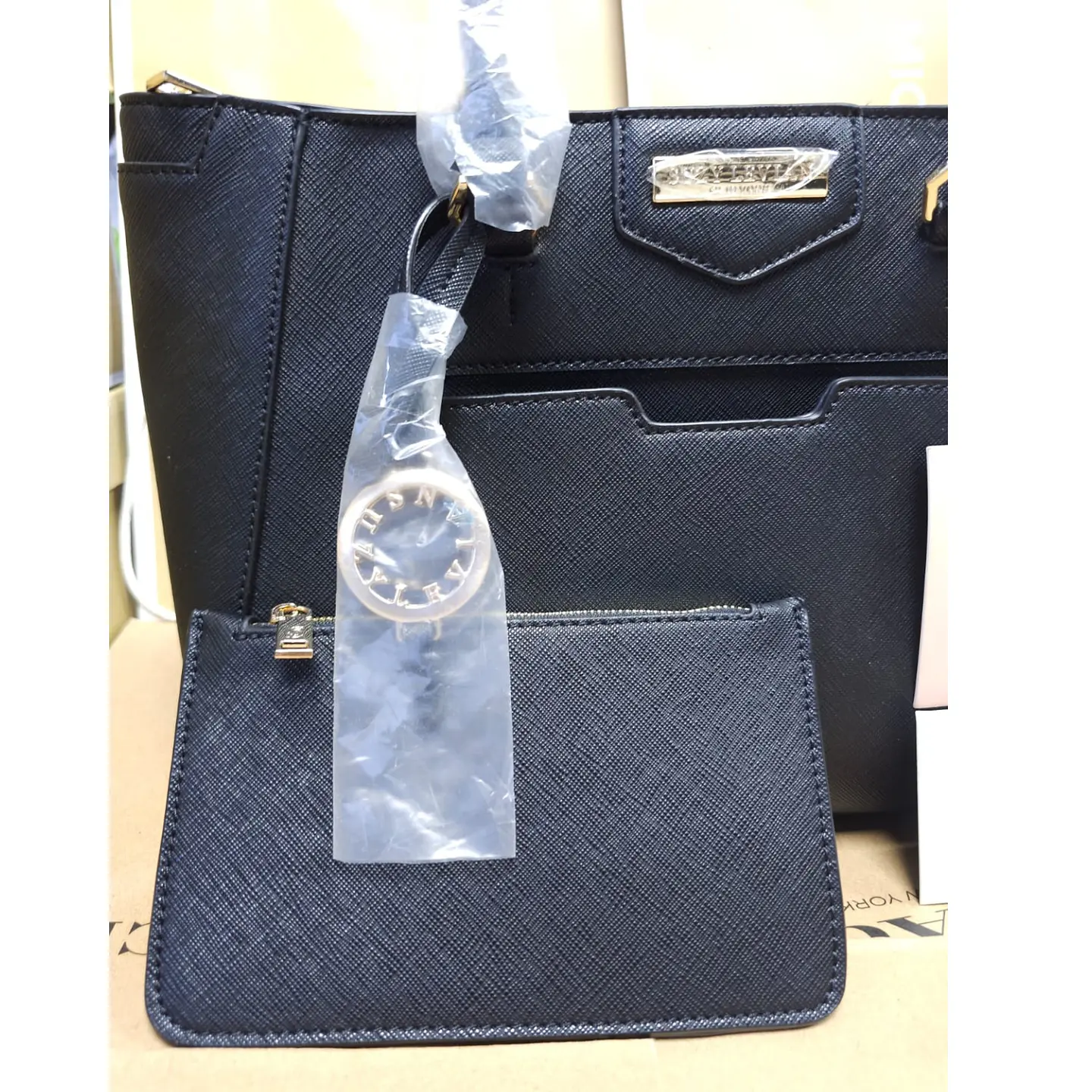 Bolso de mano Suzy Levian 2