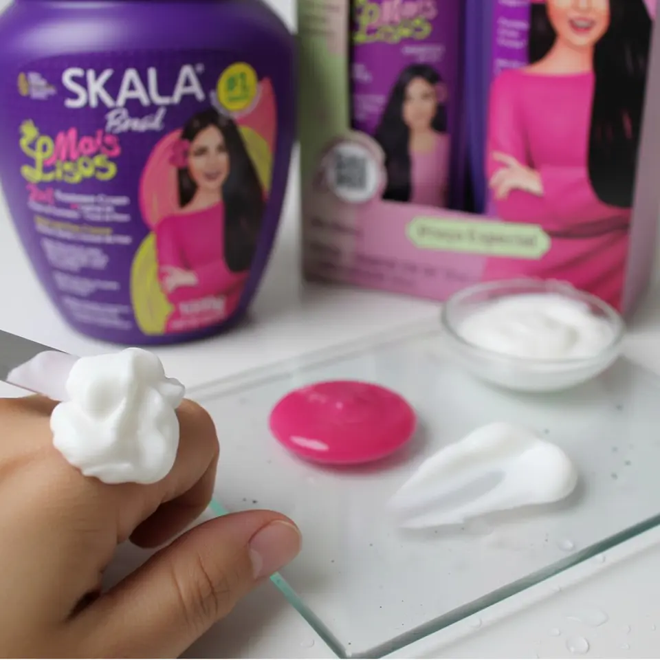 Skala Mais Lisos Kit: Shampoo, Acondicionador 2 en 1 | Efecto Liso 4