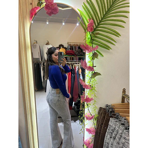 Jeans Flare Gris Claro (Cód. J9241) 3