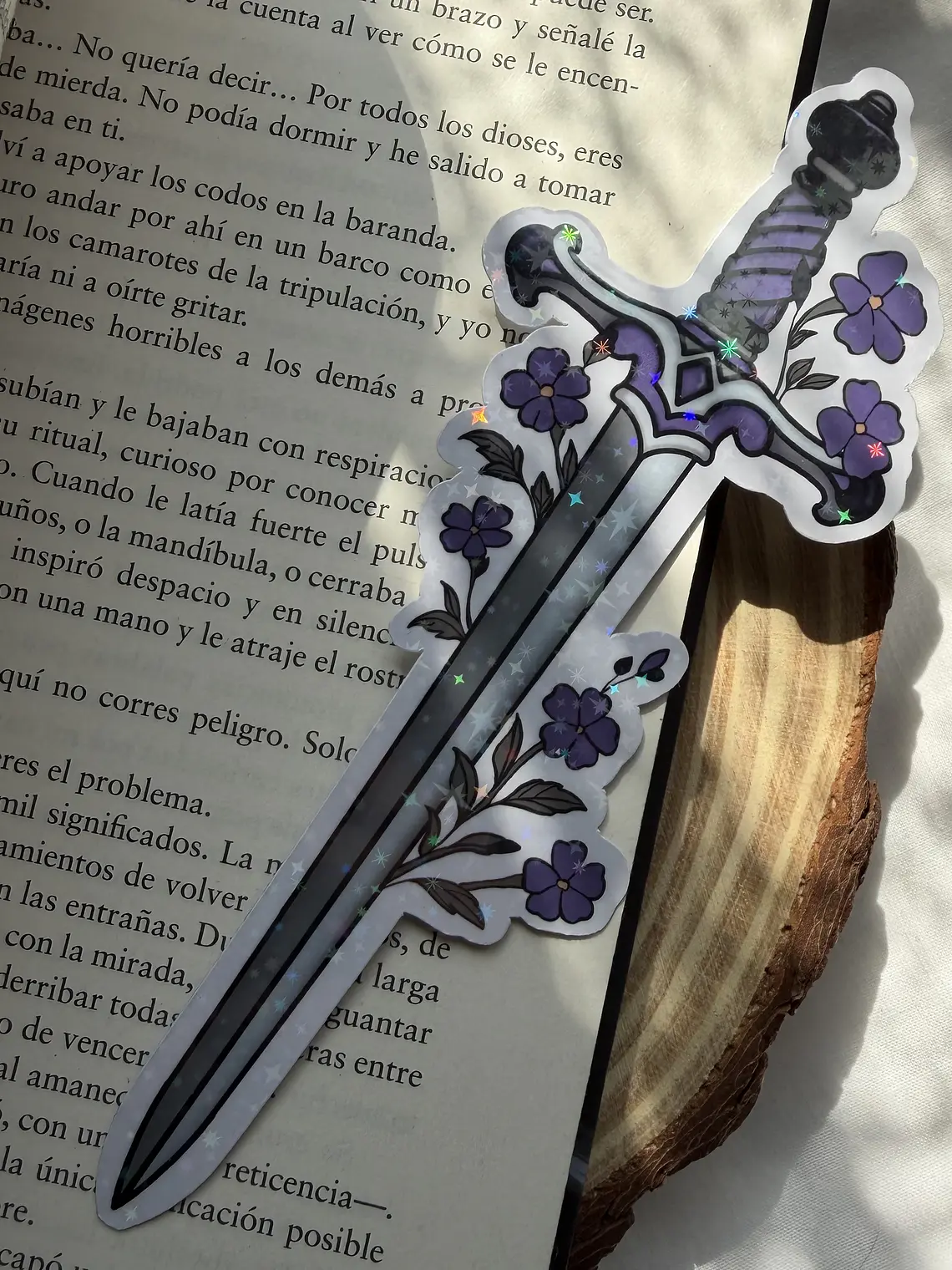 Marcapáginas Espada Powerless 2