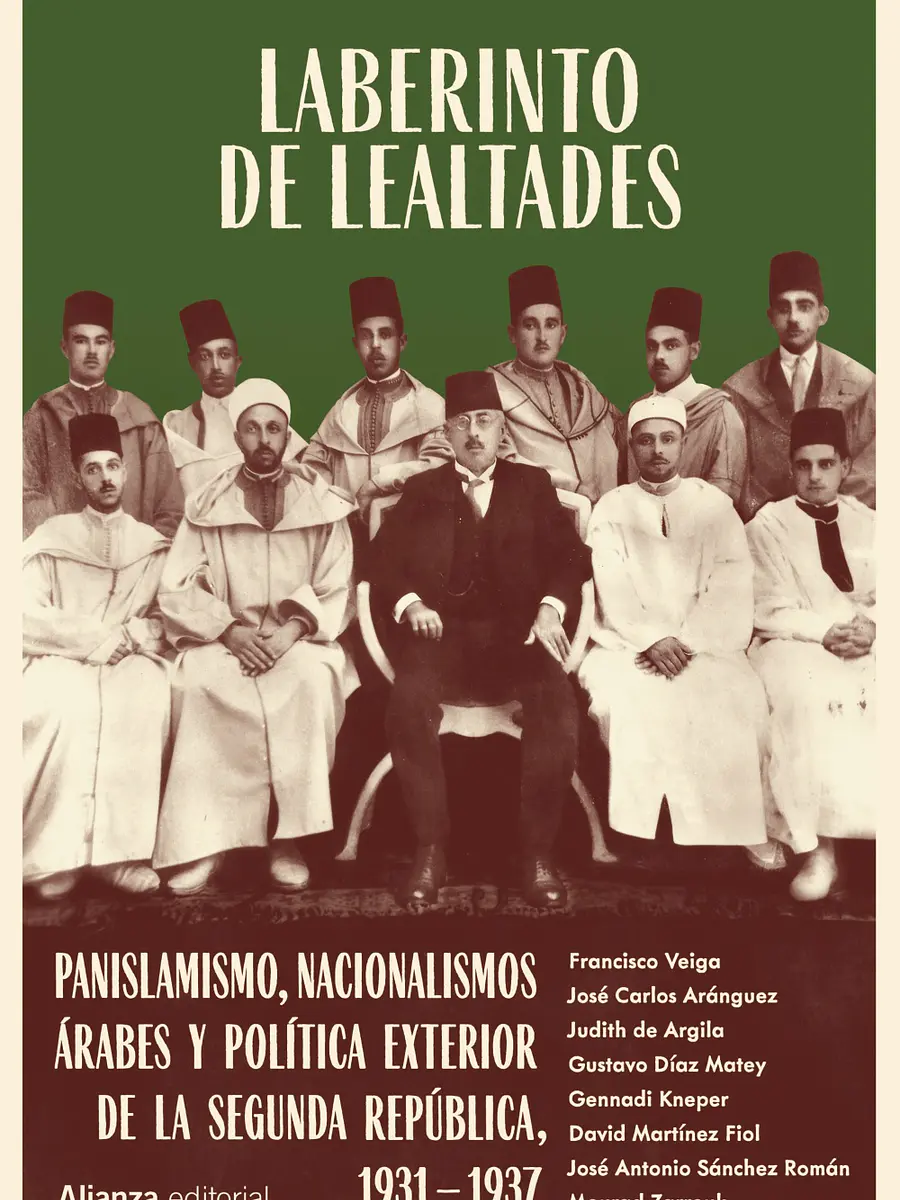 Francisco Veiga - Laberinto de lealtades