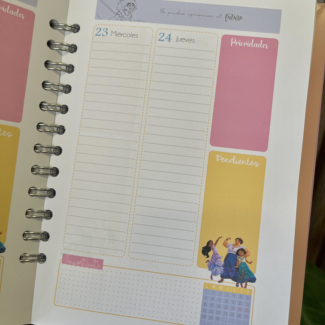 Agenda 2026 inspirada en Disney (2 días por página) 16