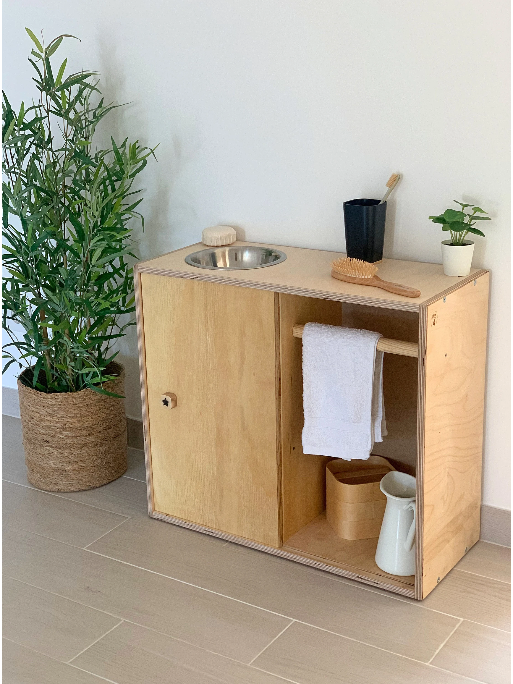 Móvel com lavatório  3