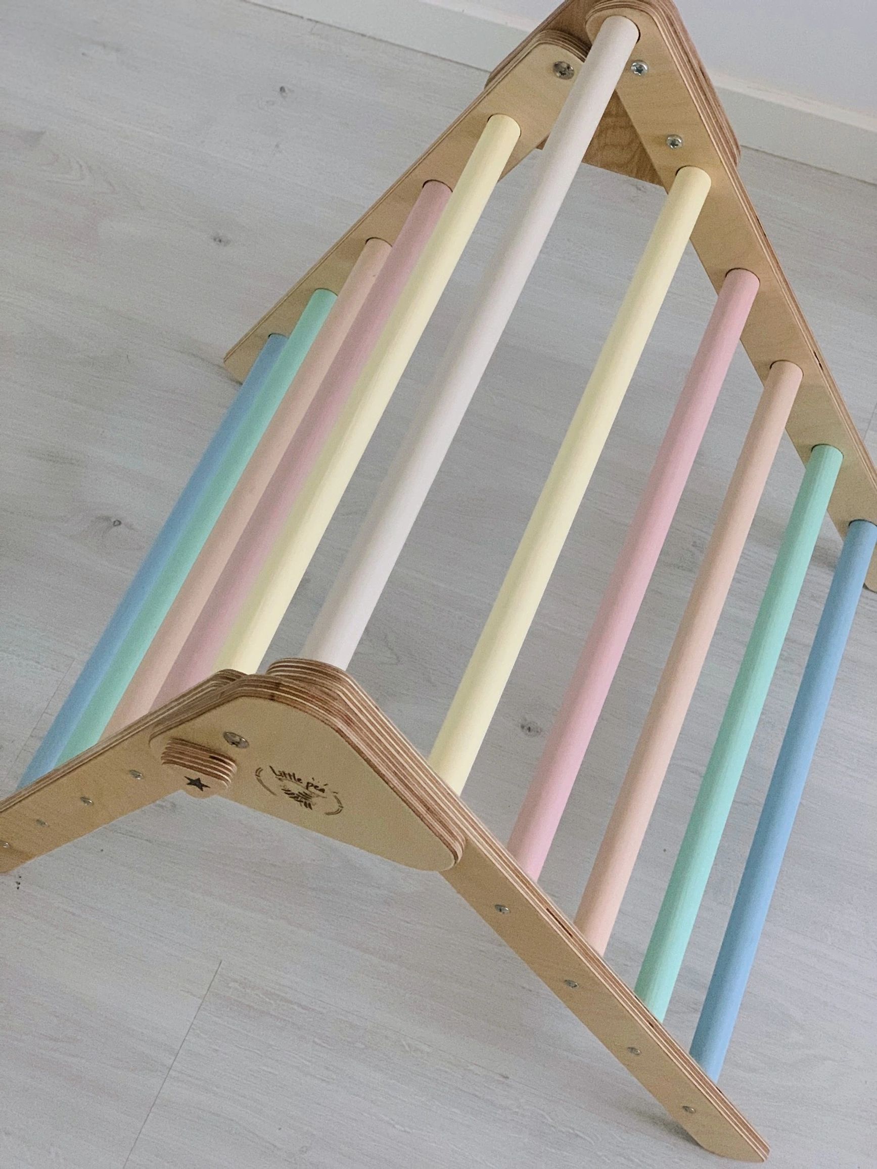 Mini pikler triangle (candy) 1