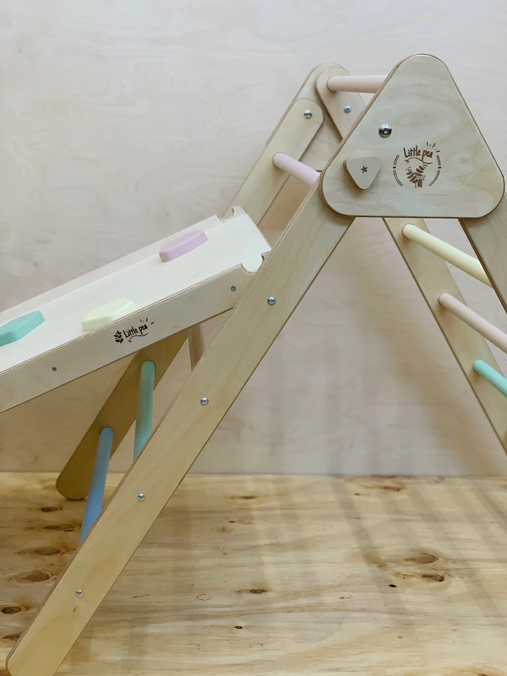 Pikler (candy) triangle 3