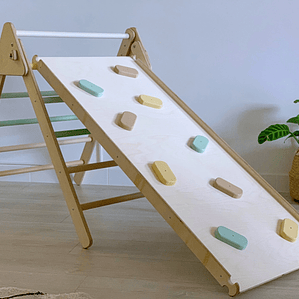 Pikler triangle (nature)