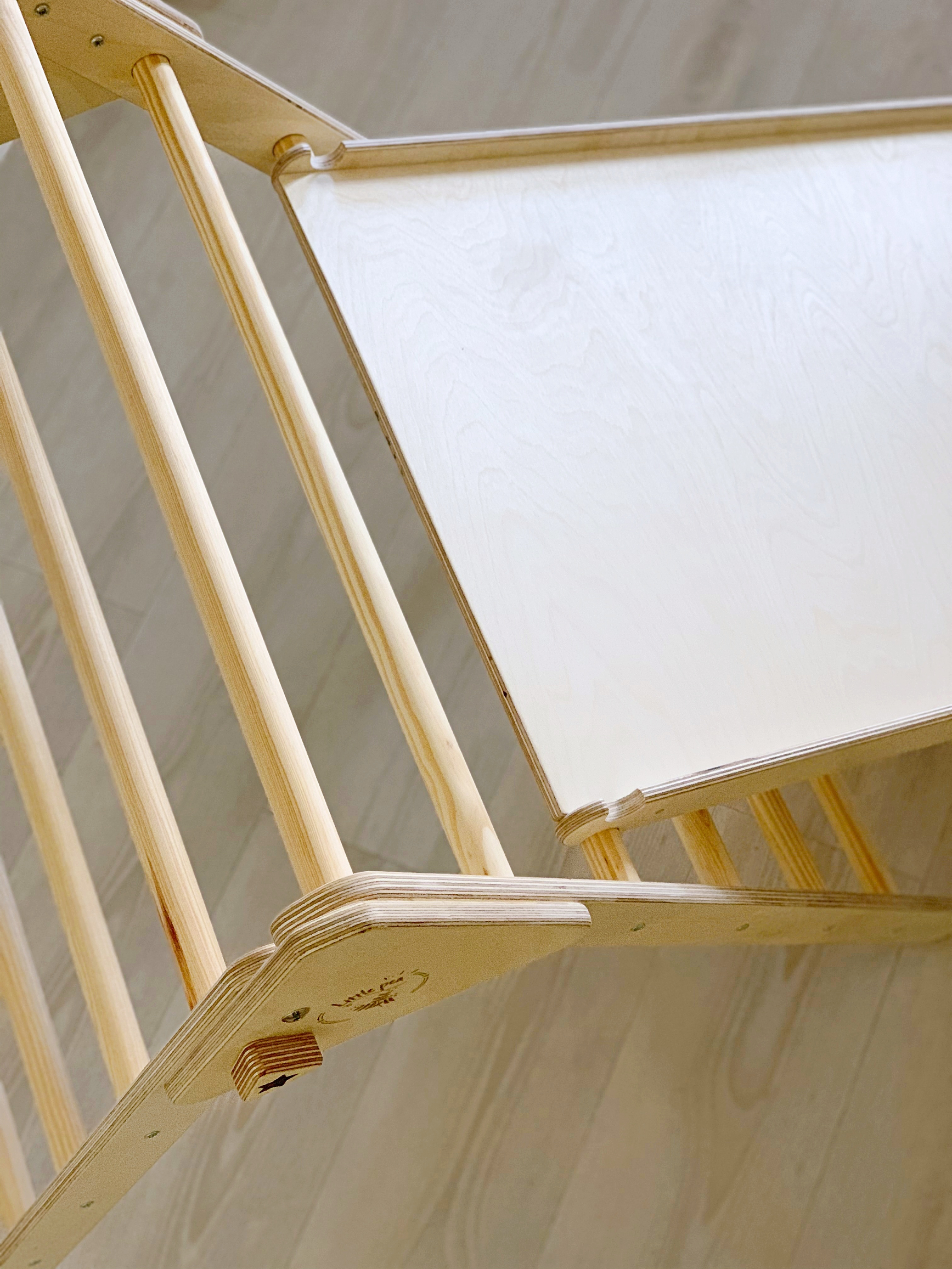 Triángulo de Pikler (natural) 1