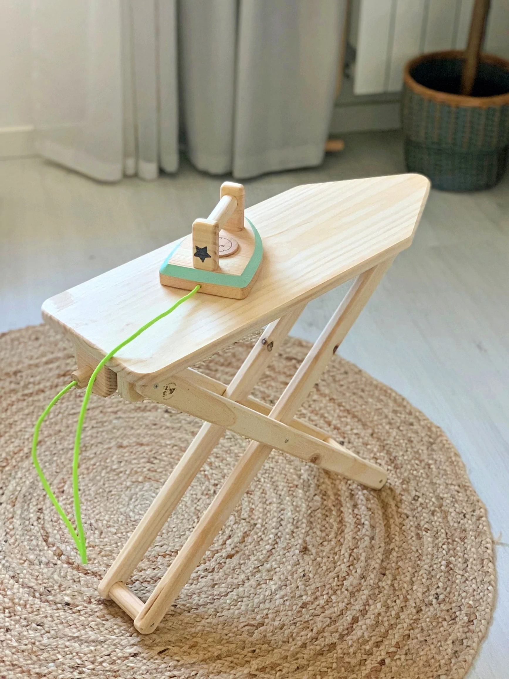 Tábua e ferro de engomar 2