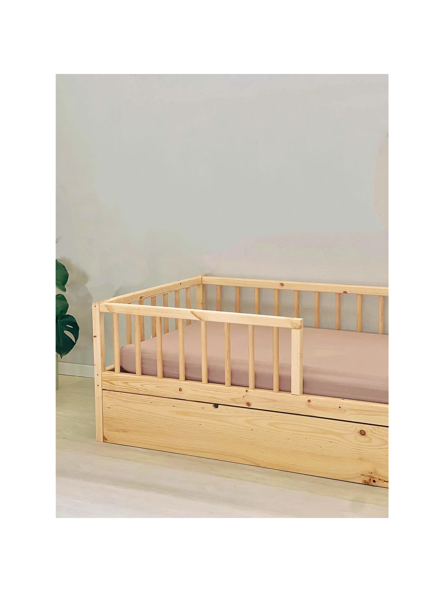 Montessori bed with drawer, 190 x 90 cm, in white with natural wood slats. 1
