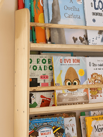 Estante de livros de parede grande