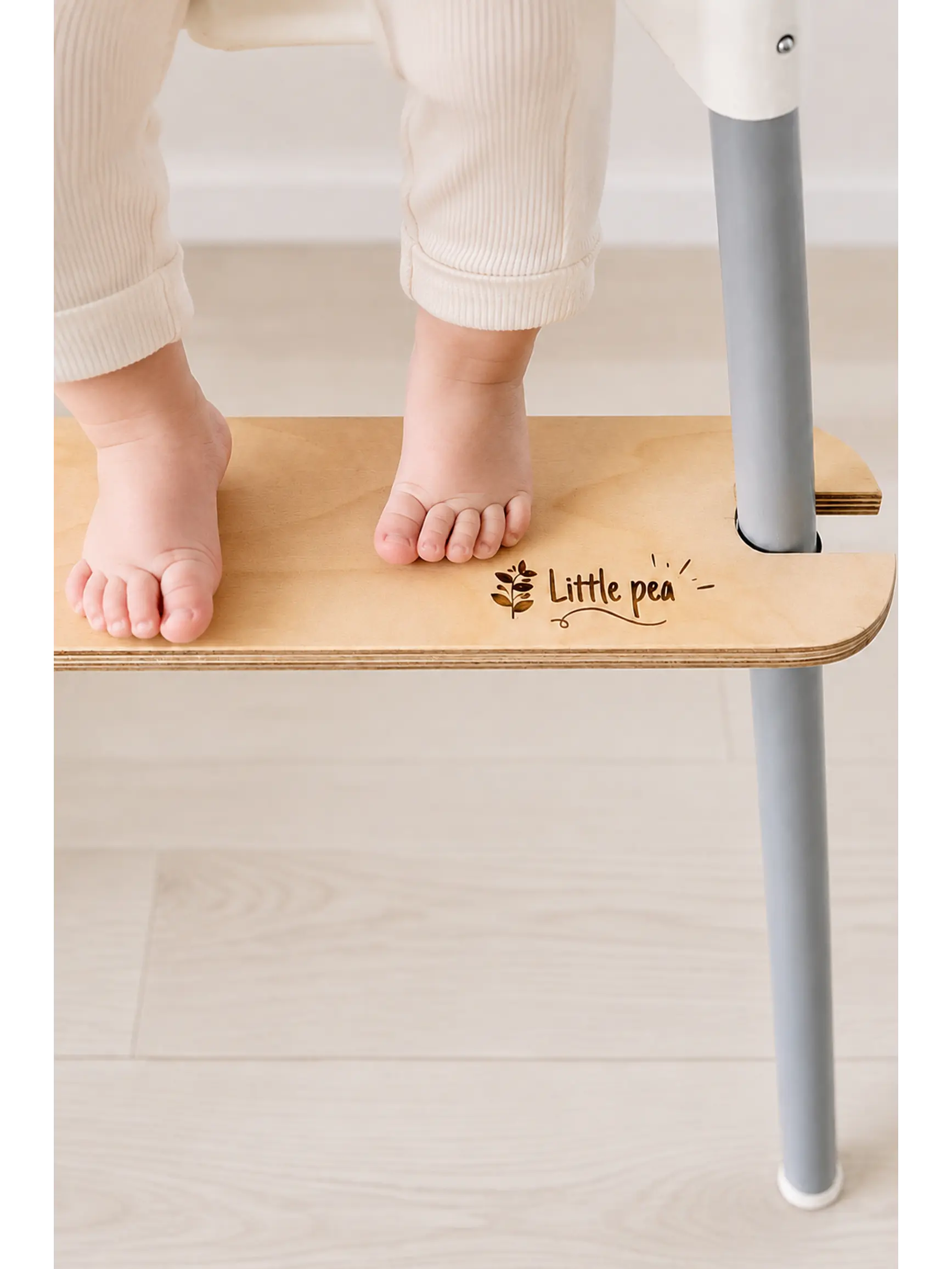 Repose-pieds pour chaise haute 1