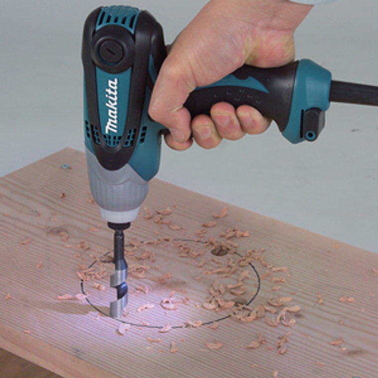 Atornillador de Impacto  Makita TD0101 2