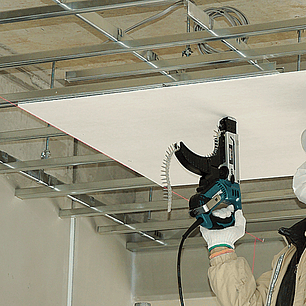 Atornillador electrico autoalimentado Makita 6842