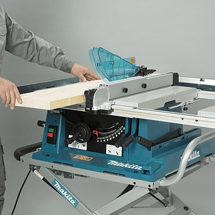 Sierra de Banco Makita 2704