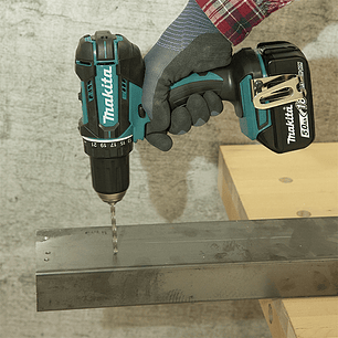 Taladro atornillador inalámbrico 18V Makita DDF482RFJ