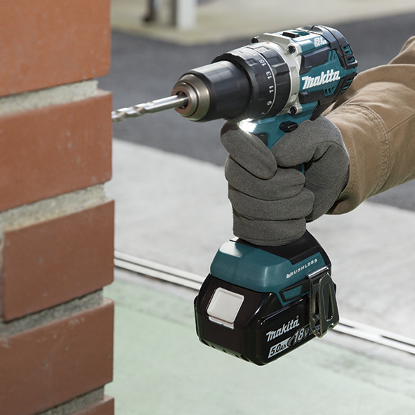 Taladro percutor inalámbrico 18V Makita DHP484RFE