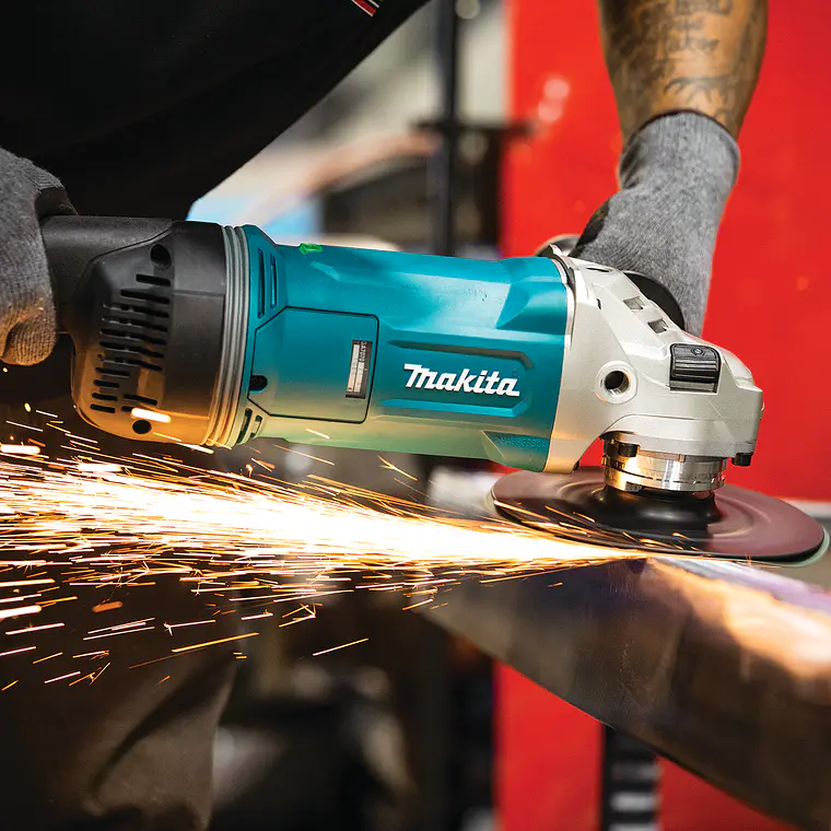 Esmeril Angular Makita 7
