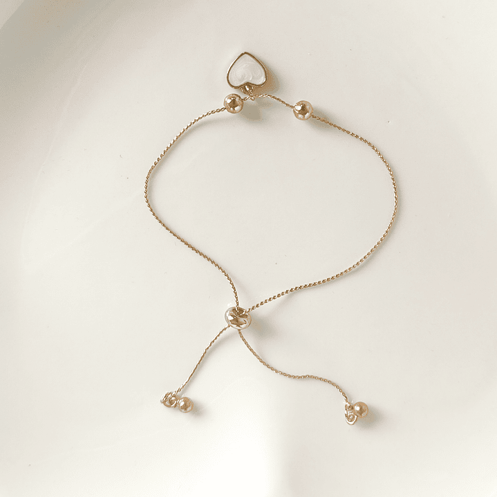 Pulseira Ajustável com Pendente de Coração em Madrepérola 2