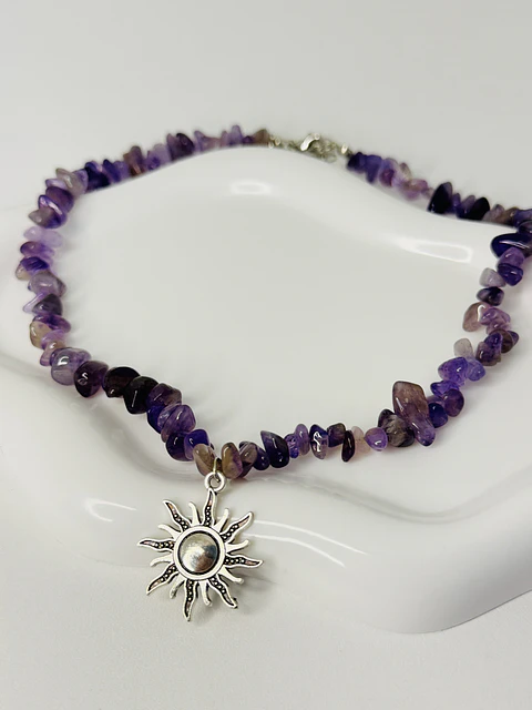 Collar de Piedras Naturales Dije Sol