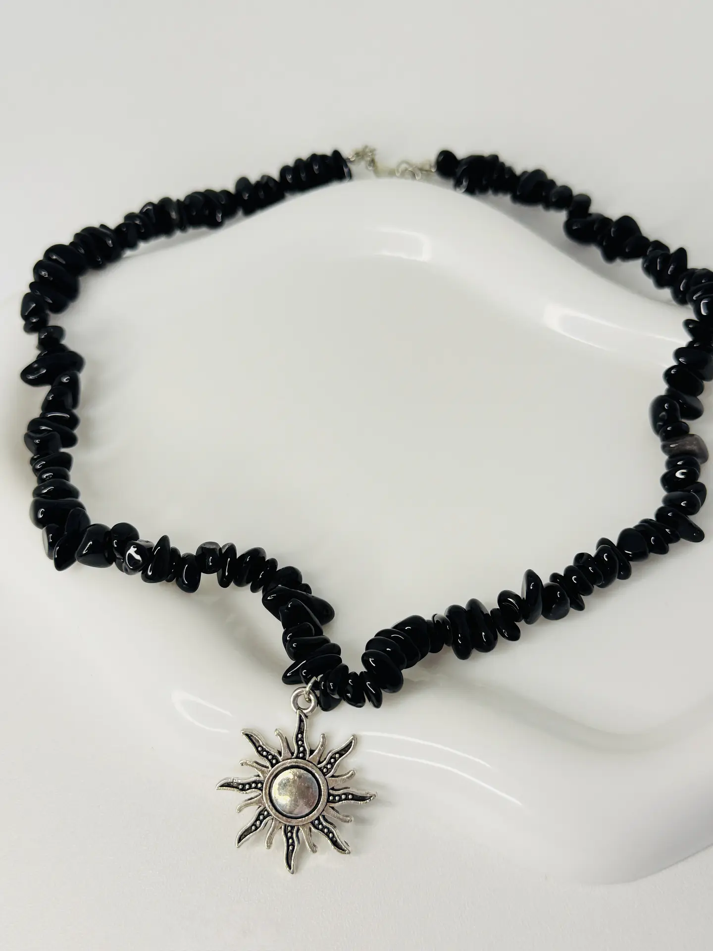 Collar de Piedras Naturales Dije Sol 3
