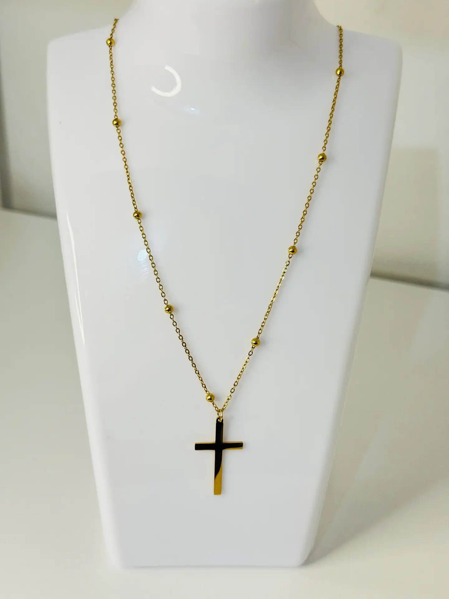 Collar Cruz  en Acero Inoxidable 2