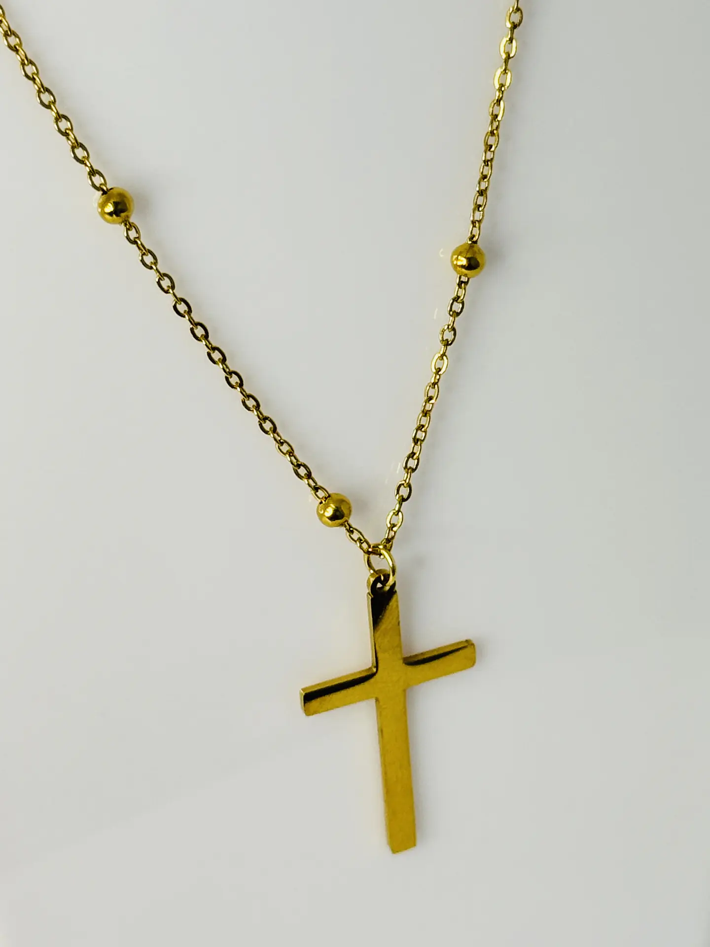 Collar Cruz  en Acero Inoxidable 3
