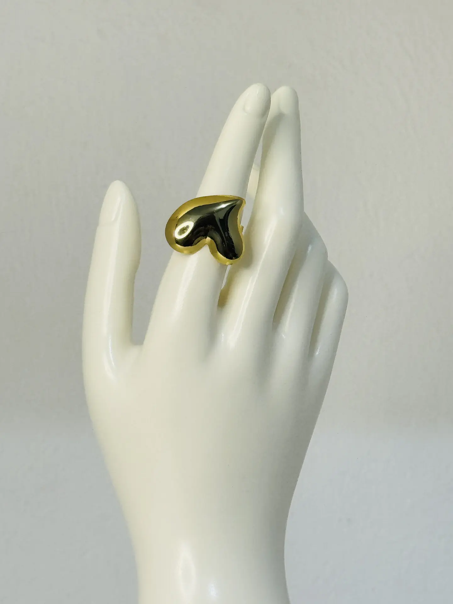 Anillo Corazón Ajustable en Acero  2