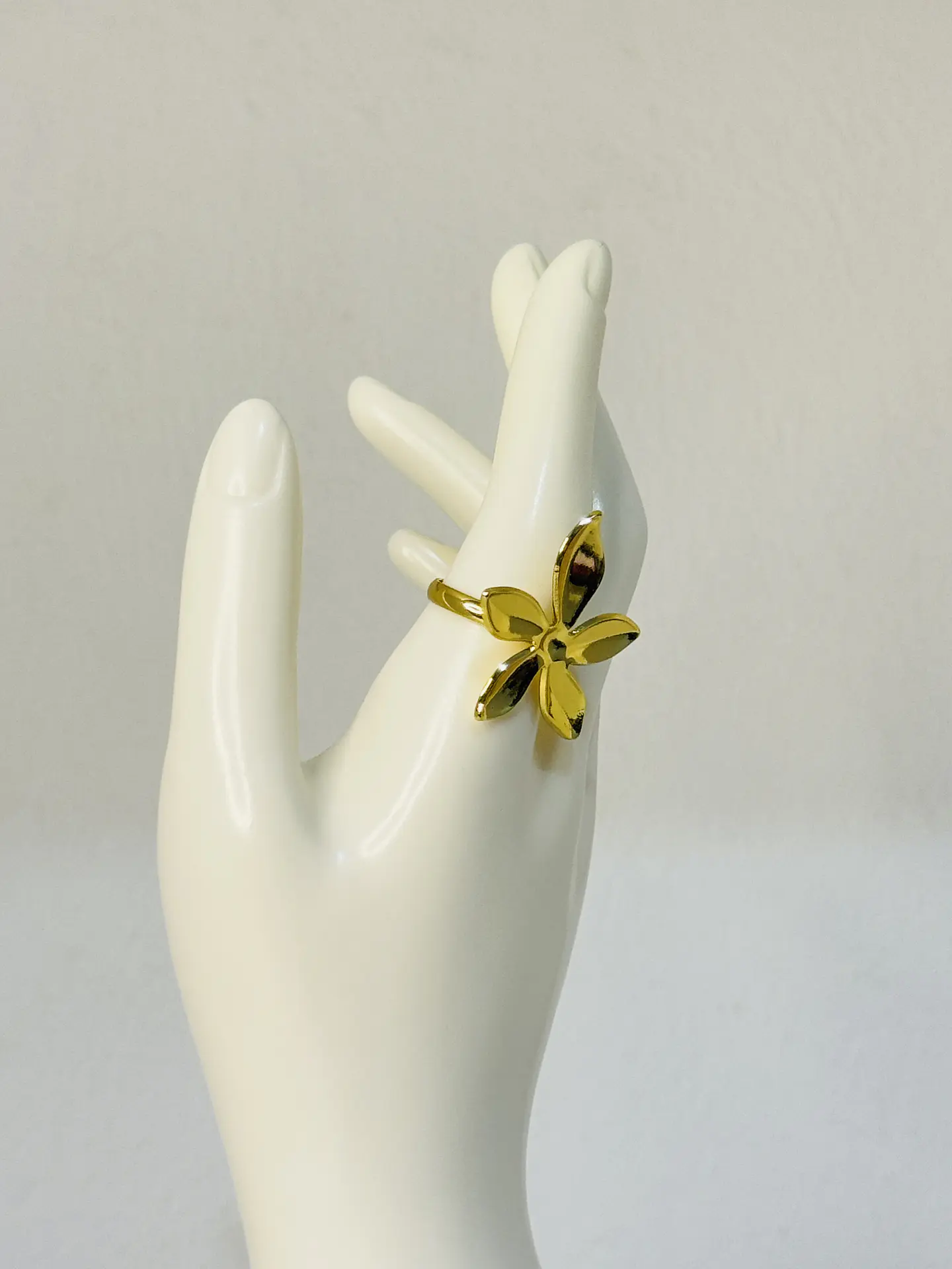 Maxi Anillo Flor en Acero Inoxidable 4