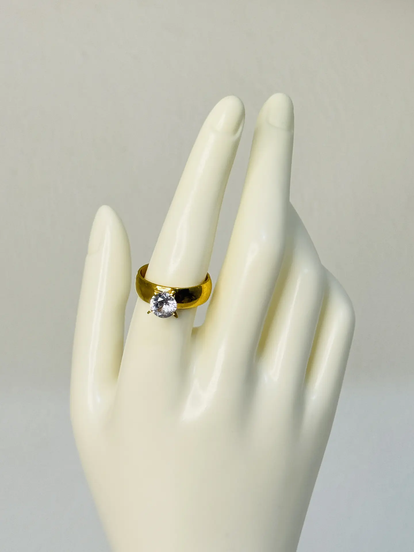 Anillo Solitario Cristal en Acero  4