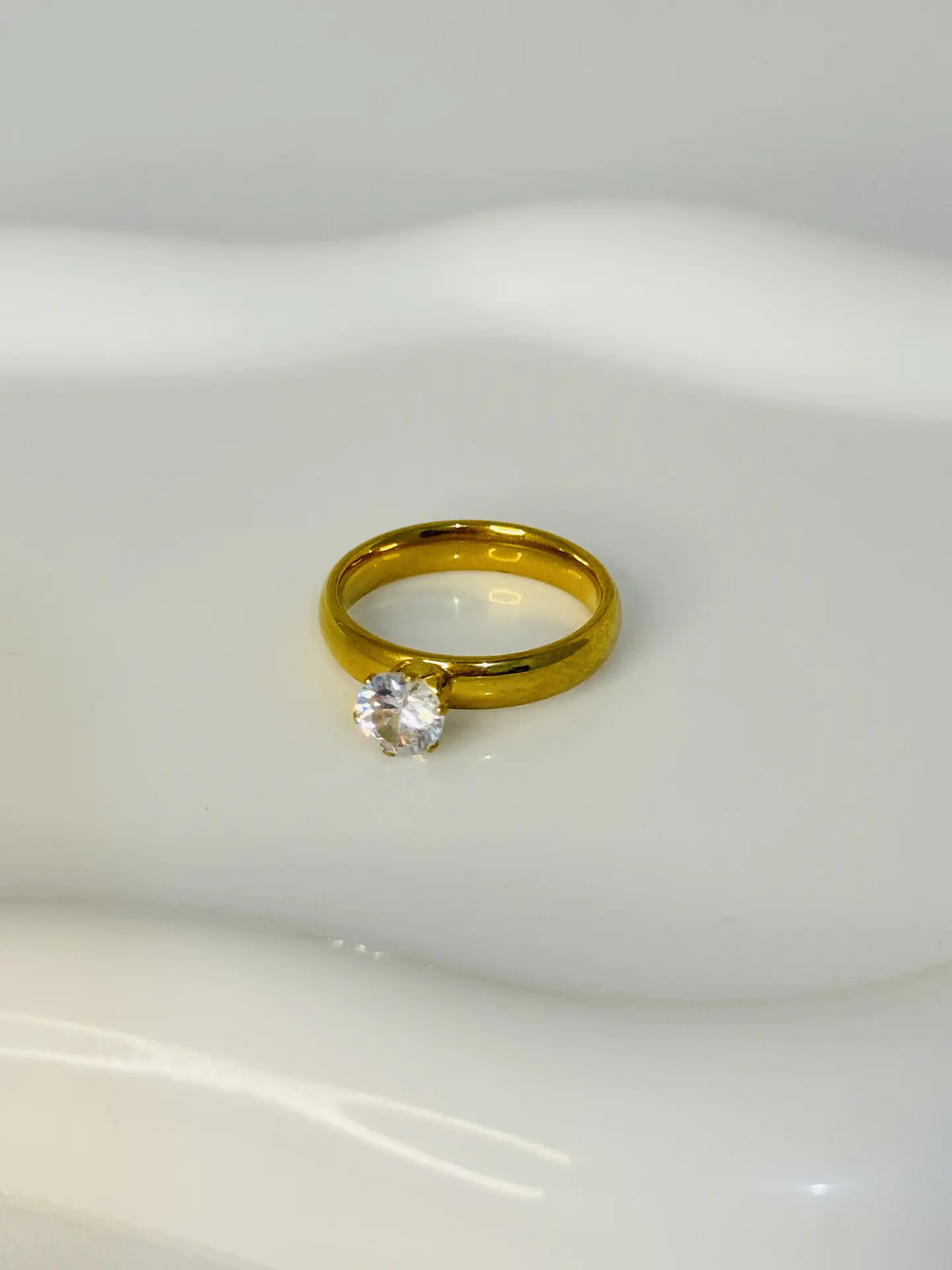Anillo Clásico Cristal en Acero  1