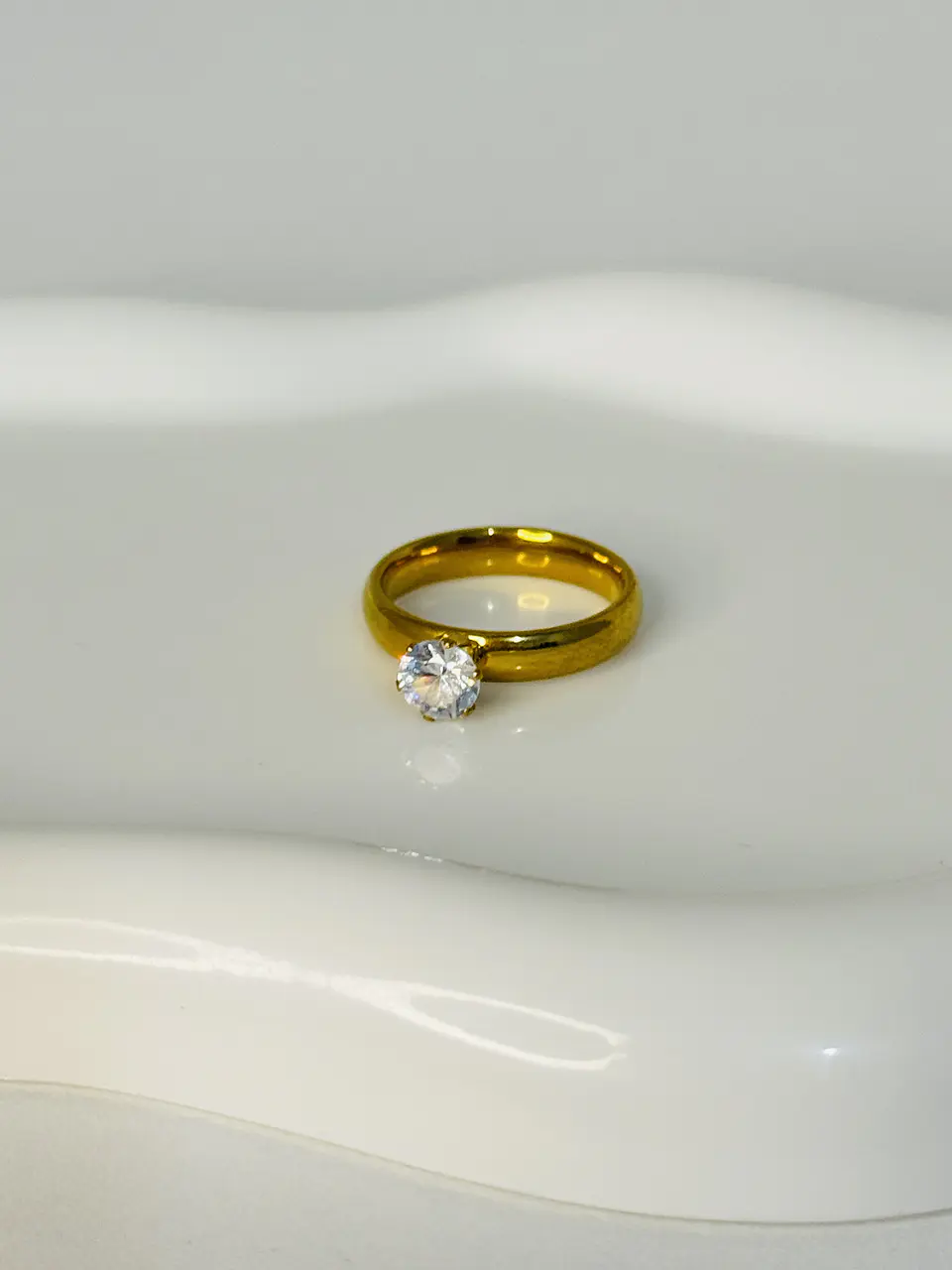 Anillo Clásico Cristal en Acero  2