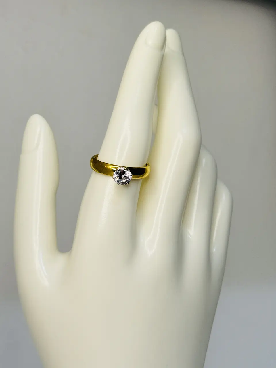 Anillo Clásico Cristal en Acero  4